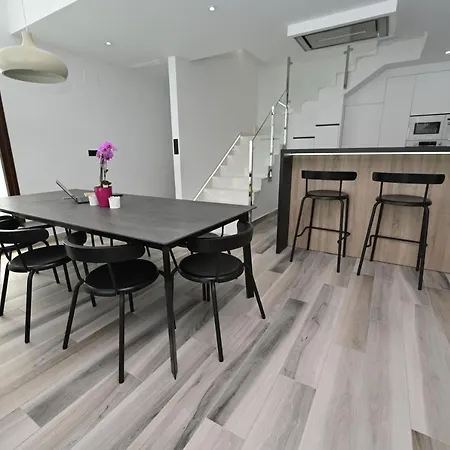 House By United Renters 또레비에하