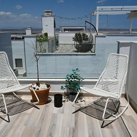 House By United Renters * 또레비에하